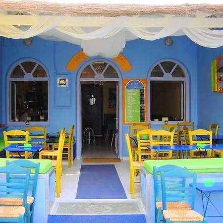 Holiday home Traditional Seaside House With Aegean View Near The Agios Sostis (Tinos)